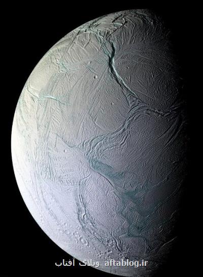 متان موجود در قمر سیاره زحل نشان از وجود حیات میكروبی دارد