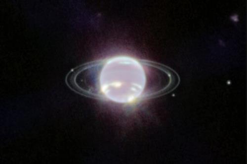 تصویر خیره کننده جیمز وب از حلقه ها و قمرهای سیاره نپتون