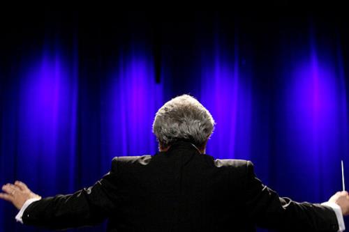 دوره های جدید آکادمی رهبری ارکستر زمستان شروع می شود