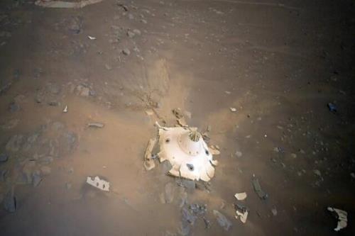 تصویری از تجهیزات رها شده مریخ نورد استقامت در مریخ