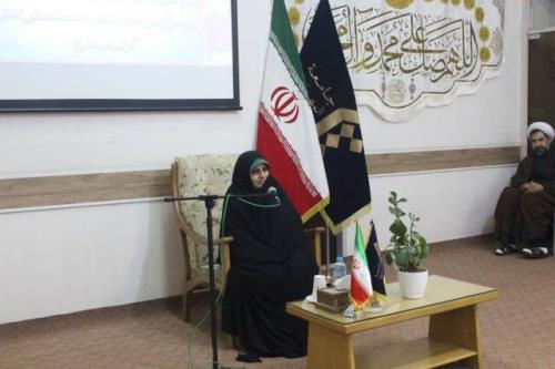 زنان سنگرسازان توانمند در مقابل جنگ شناختی دشمن هستند