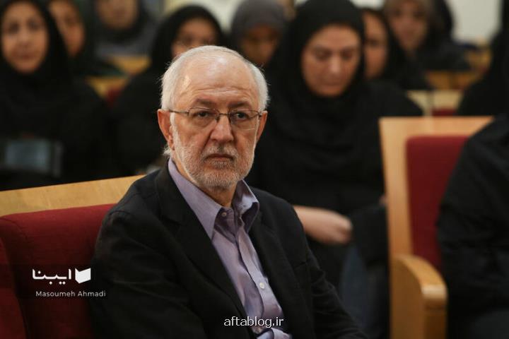 تأثیر تقریظ رهبر انقلاب با نقد و بررسی کتاب ها ادامه پیدا کند