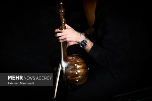 آینه دل پس از تمنای دل موسیقی شد کلاس درس در یک آلبوم